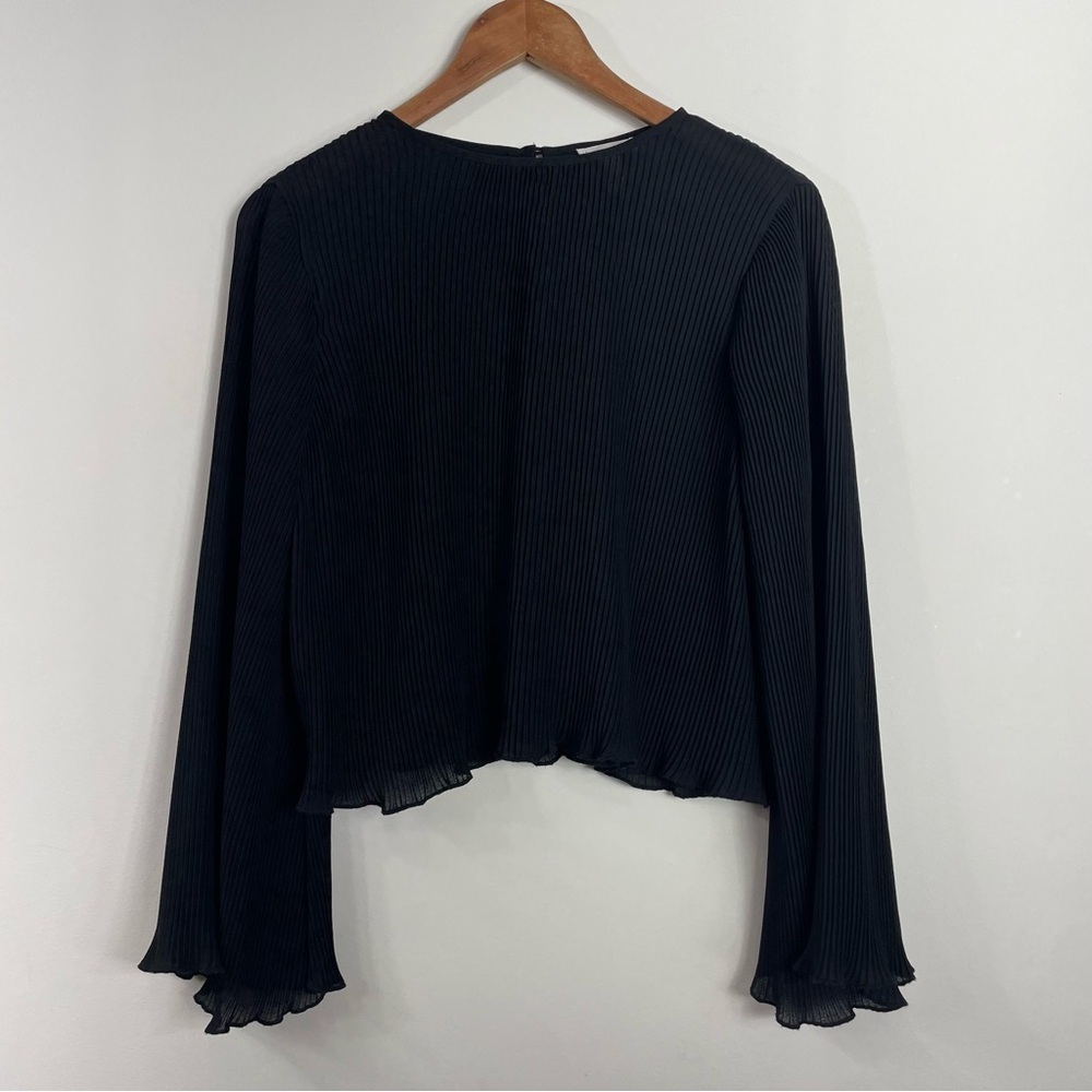 Leith Blouse Minimalist Accordion Boxy Top Bell Small Semi-Sheer Contemporary